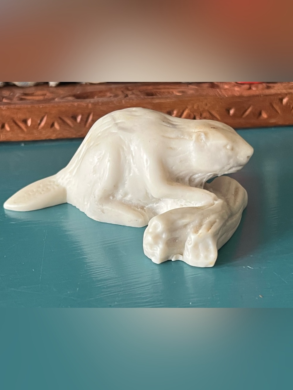 Pearlite Marblecraft Beaver Figurine